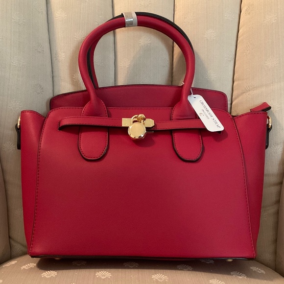 beautiful red handbag with gold locket, casa zeta-jones, new condition - Picture 6 of 7